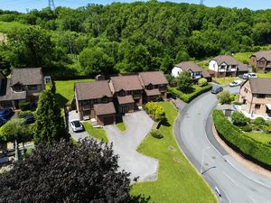 Front Aspect- click for photo gallery